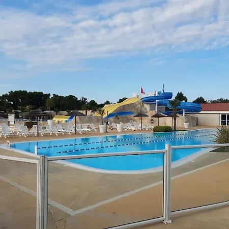 Hotel Magnifique Mobil - 4 Etoiles -les Charmettes 409 - Charente Maritime