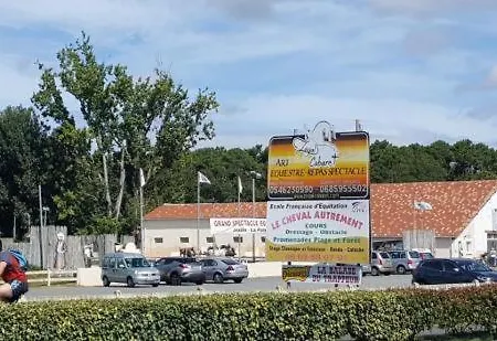 Magnifique Mobil - 4 Etoiles -les Charmettes 409 - Charente Maritime 4* Les Mathes