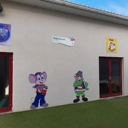 Hotel Magnifique Mobil - 4 Etoiles -les Charmettes 409 - Charente Maritime